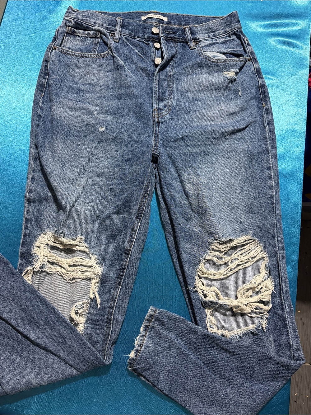 PacSun Ripped Boyfriend Jeans - Blue